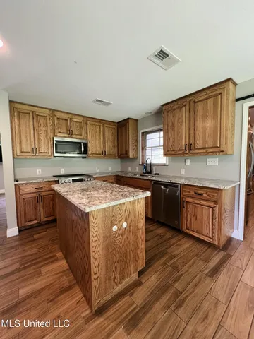 $264,500 | 42 Thagard Drive, Petal, MS 39465