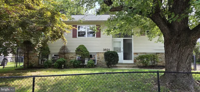 $3,200 | 3821 Offutt Road, Randallstown, MD 21133