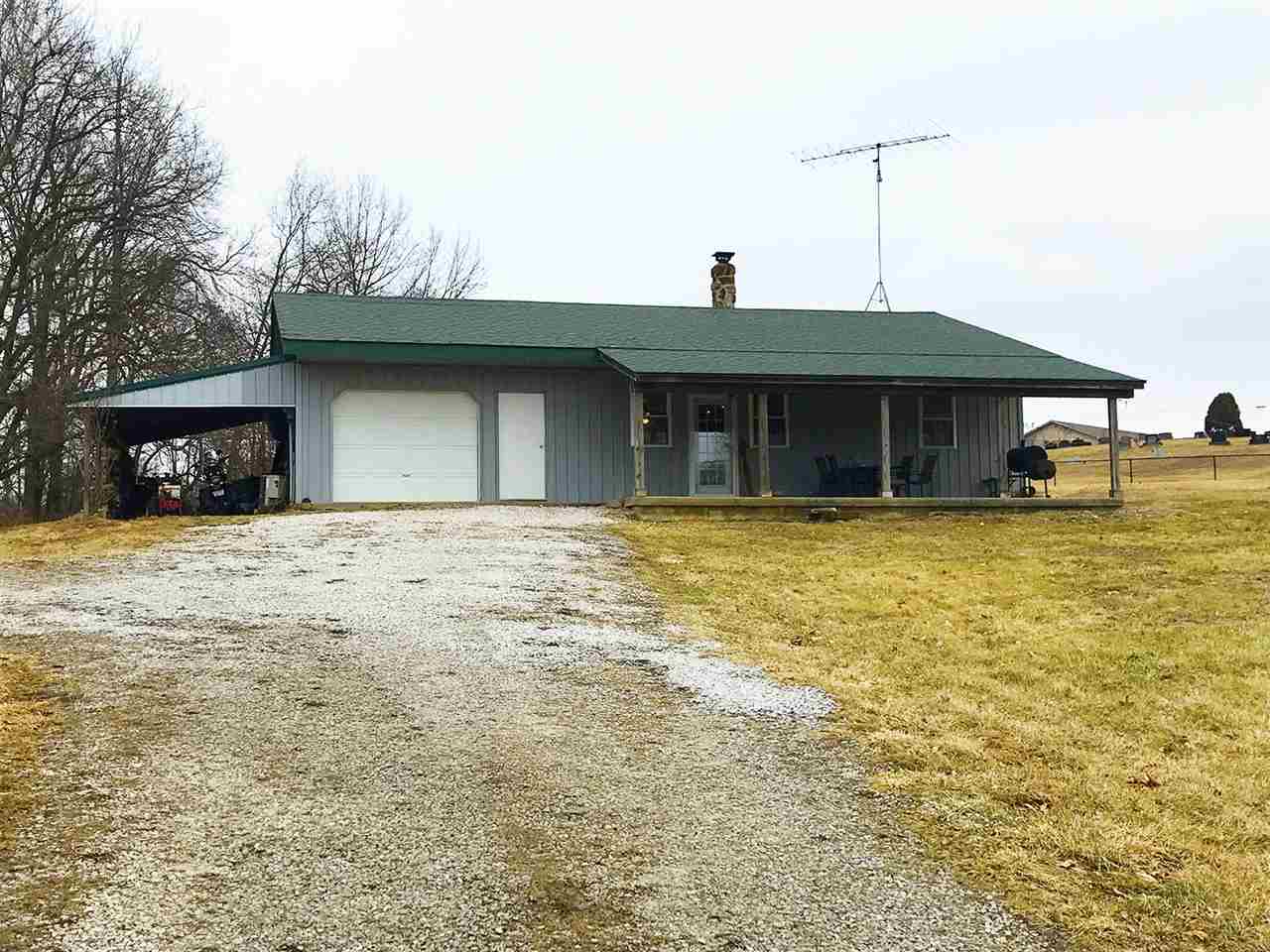 1903 East Antioch Road Bloomfield, IN 47424 - Photo 2 of 21