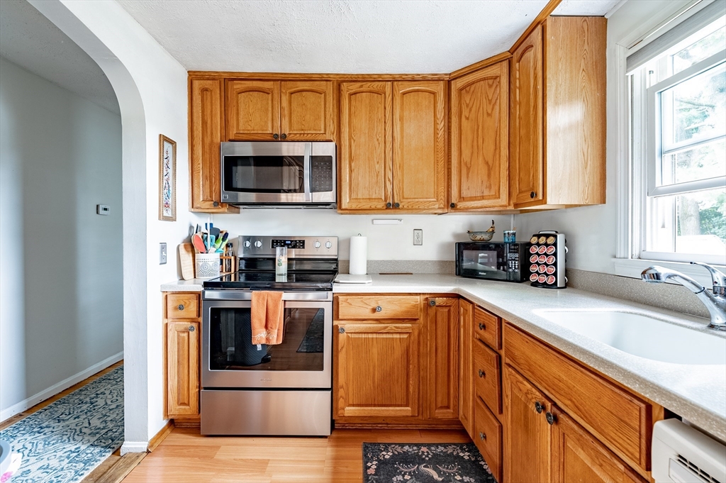 176 West Allen Ridge Road Springfield, MA 01118 - Photo 16 of 30
