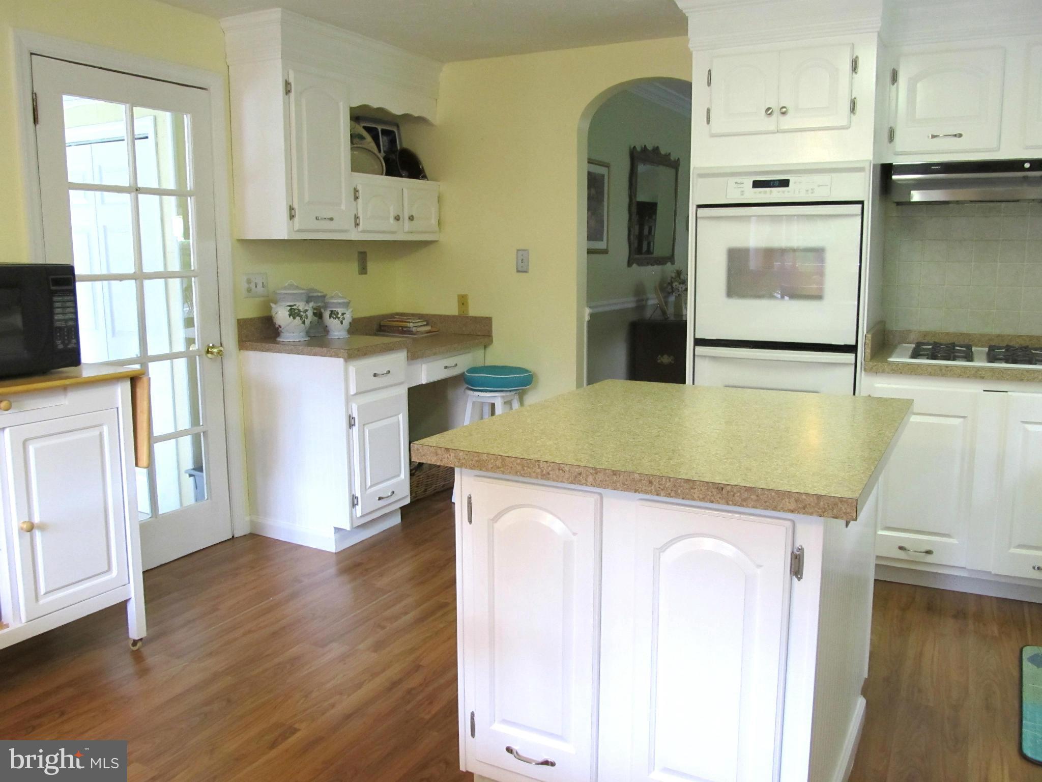 413 West Maple Road Linthicum Heights, MD 21090 - Photo 10 of 30 Kitchen