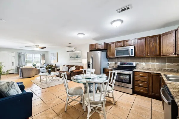 $949,000 | 109 Granger Lane, Panama City Beach, FL 32413