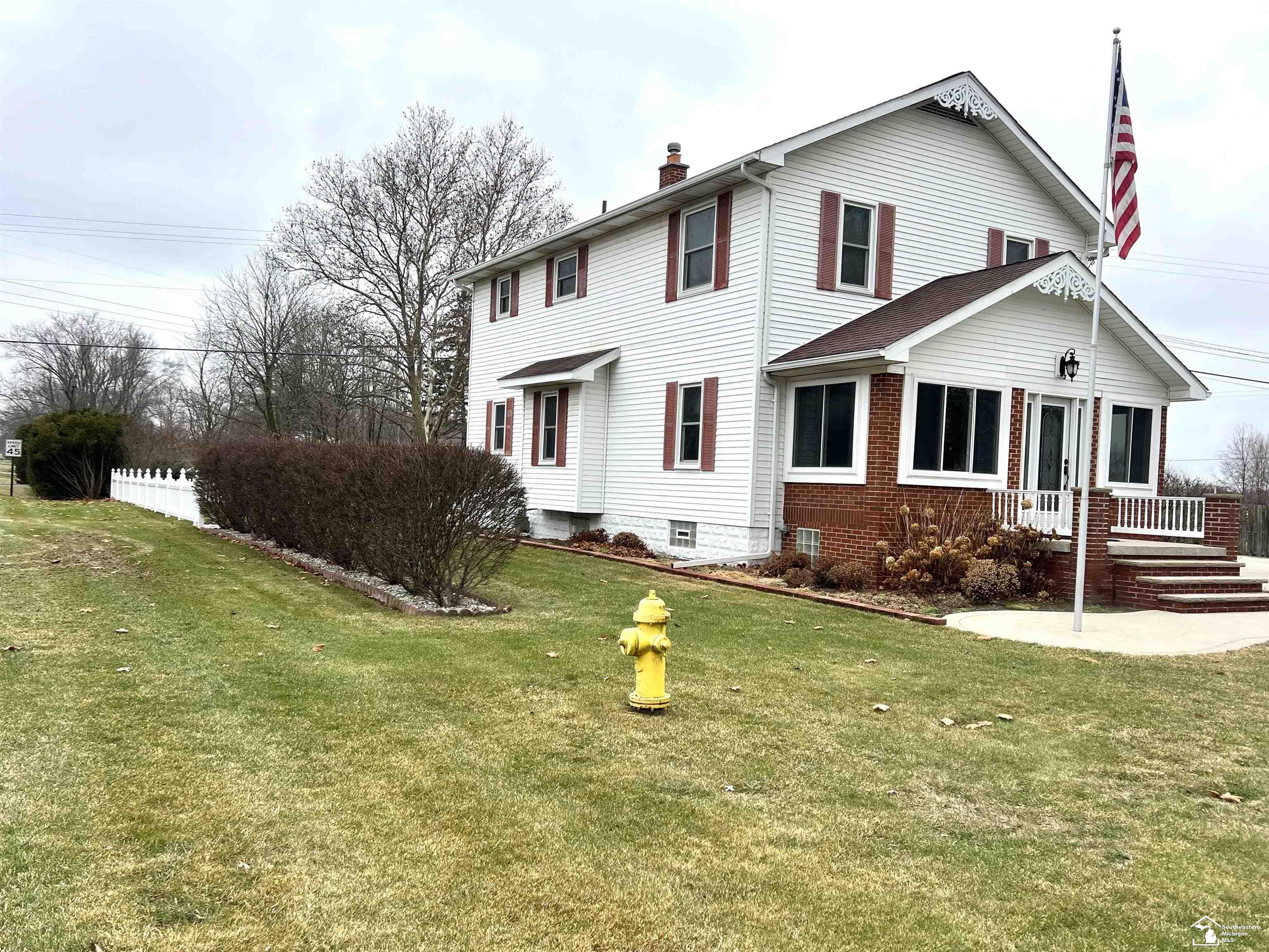 4011 Bluebush Road Monroe, MI 48162 - Photo 3 of 22