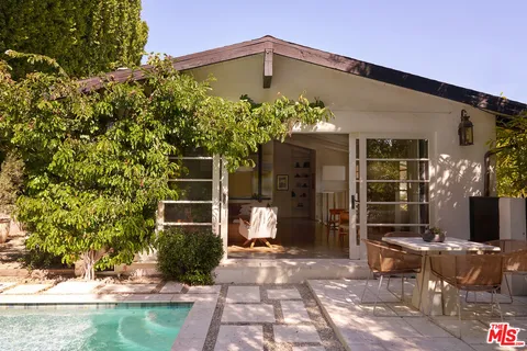 $1,699,000 | 2794 La Castana Drive, Los Angeles, CA 90046
