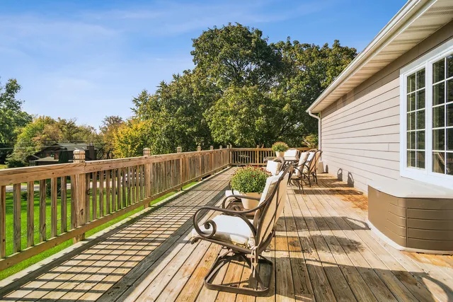 $509,000 | 25235 Hermosa Avenue, Wauconda, IL 60084