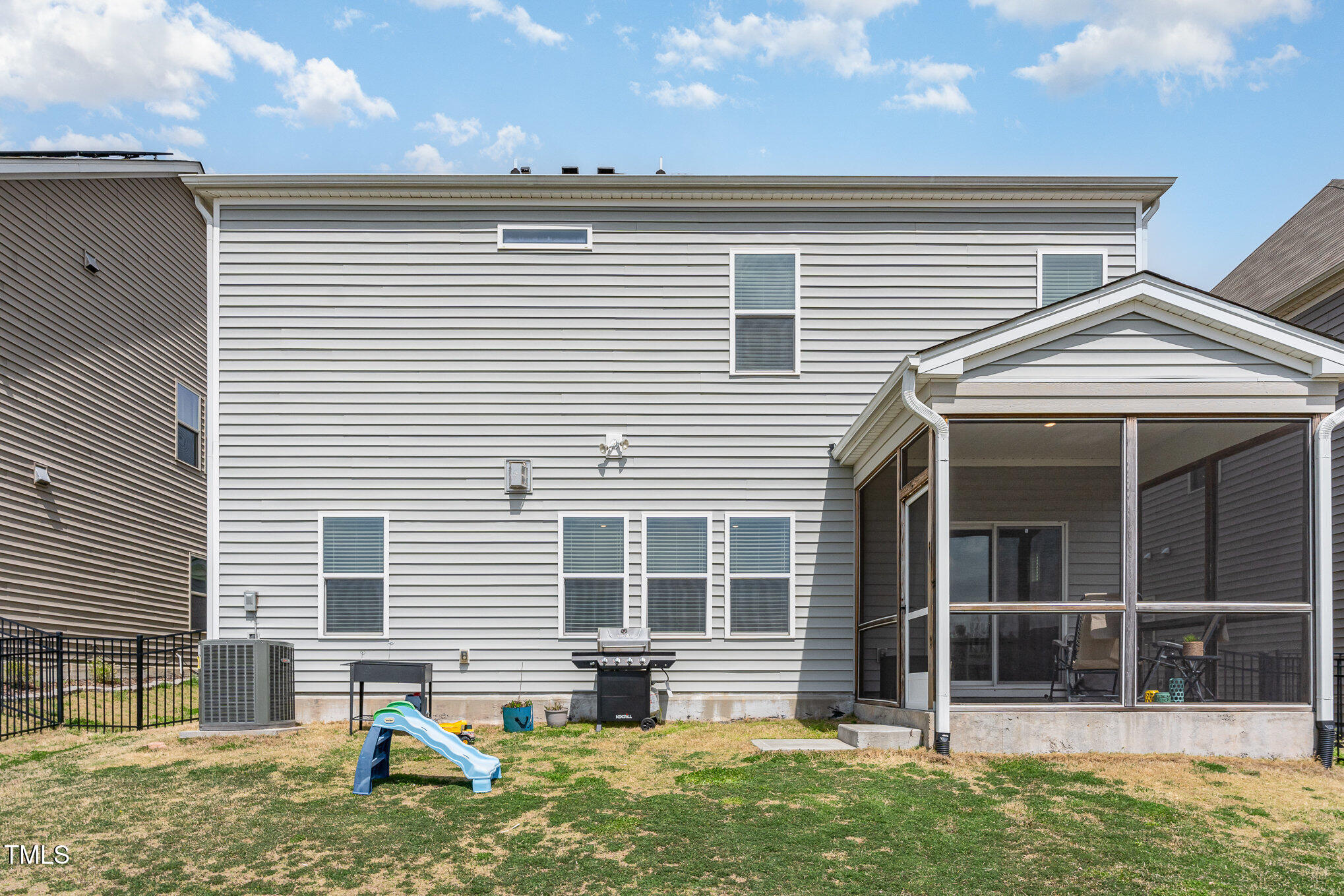 1040 Lippincott Road Durham, NC 27703 - Photo 30 of 43 a front view of a house with a yard