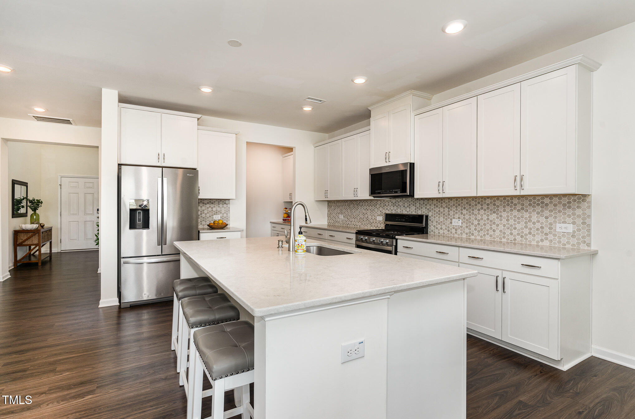 1040 Lippincott Road Durham, NC 27703 - Photo 9 of 43