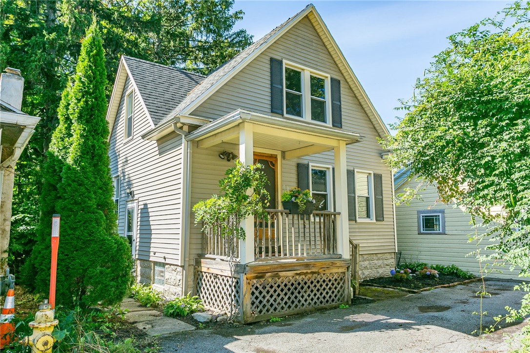 5 Blakeney Place Rochester, NY 14620 - Photo 1 of 1