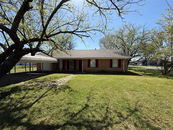 $1,500 | 205 West Marshall Street, Palmer, TX 75152