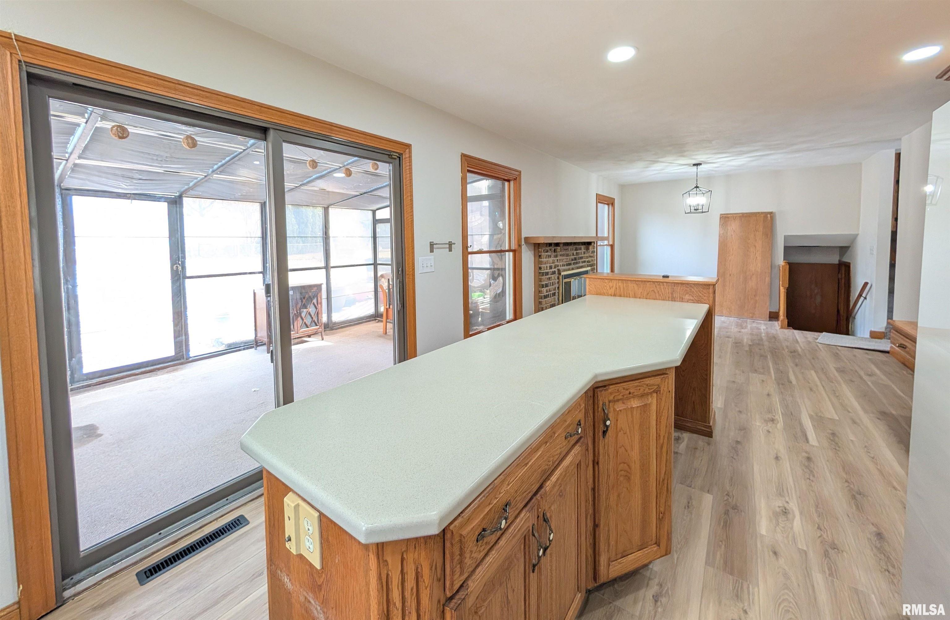 2115 Sunset Drive Pekin, IL 61554 - Photo 39 of 45