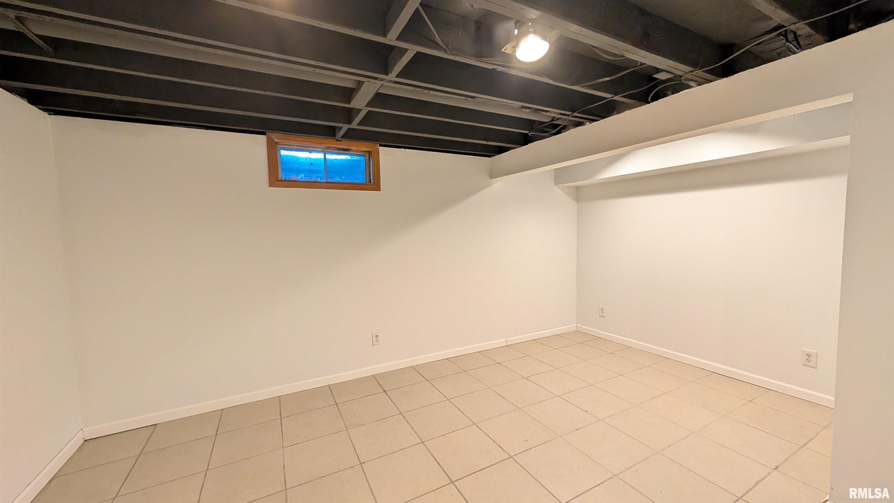 2115 Sunset Drive Pekin, IL 61554 - Photo 41 of 45