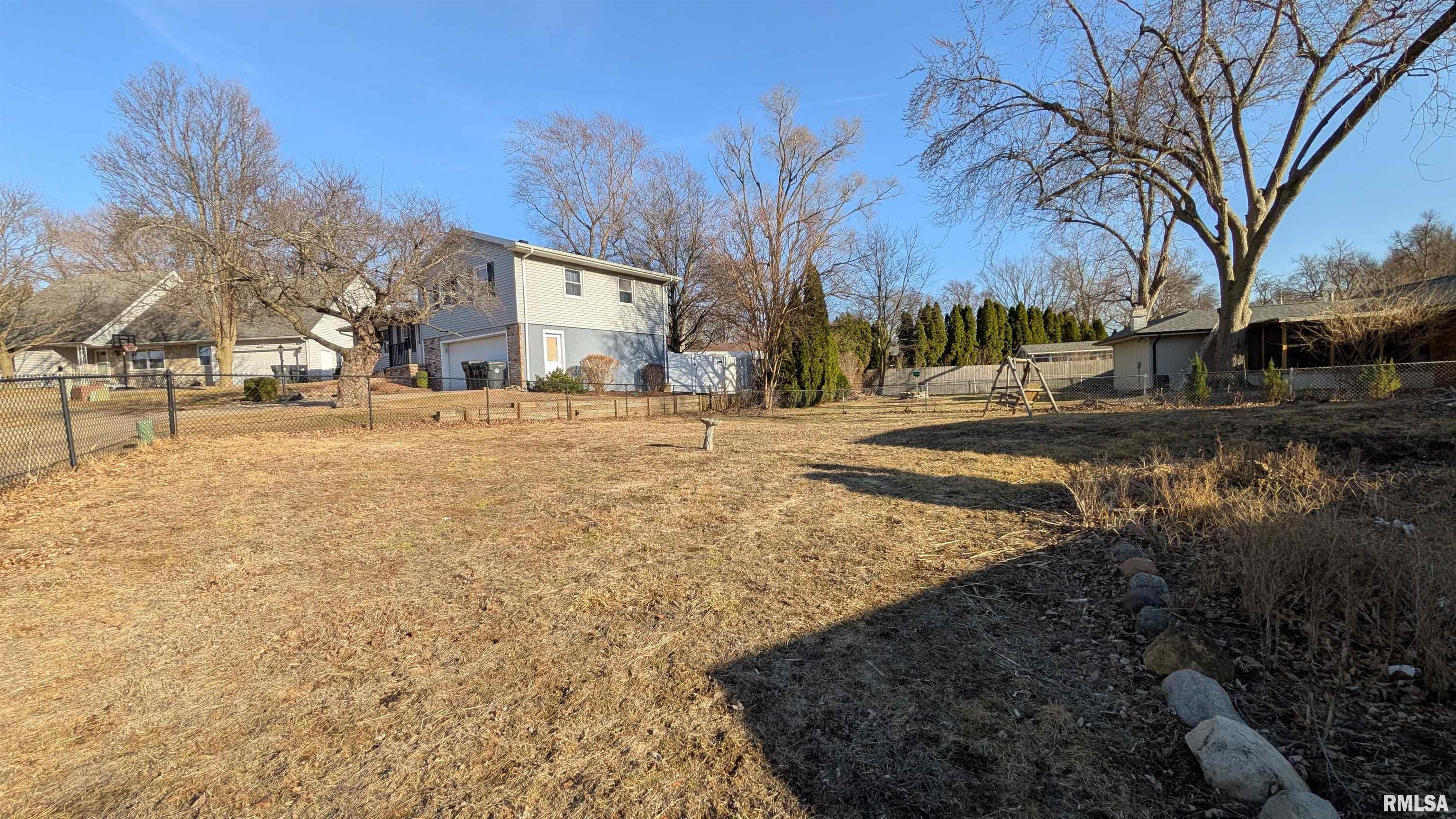 2115 Sunset Drive Pekin, IL 61554 - Photo 45 of 45