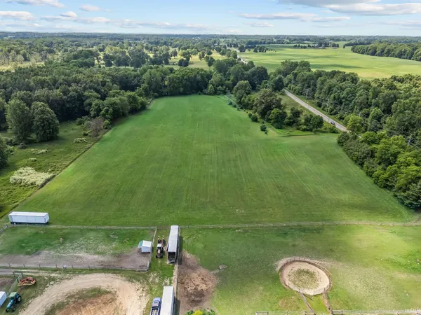 $3,000,000 | 1825-1875 West Winona Avenue, Warsaw, IN 46580