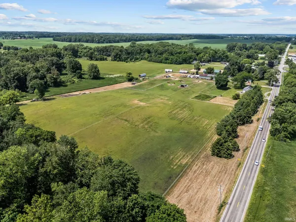 $3,000,000 | 1825-1875 West Winona Avenue, Warsaw, IN 46580