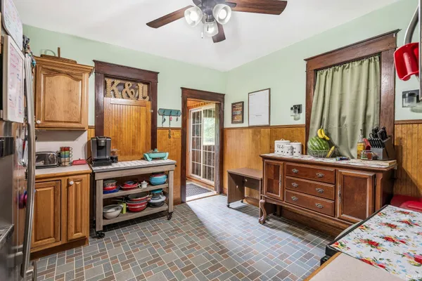 $3,000,000 | 1825-1875 West Winona Avenue, Warsaw, IN 46580