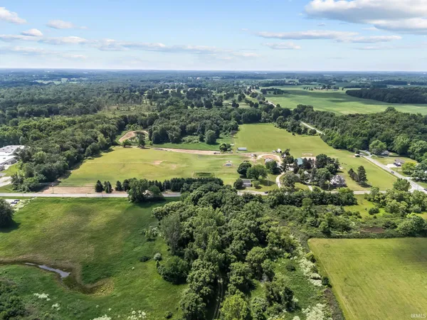 $3,000,000 | 1825-1875 West Winona Avenue, Warsaw, IN 46580