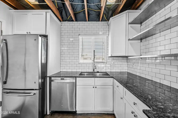 $999 | 3601 North 15th Avenue, Unit 9, Phoenix, AZ 85015