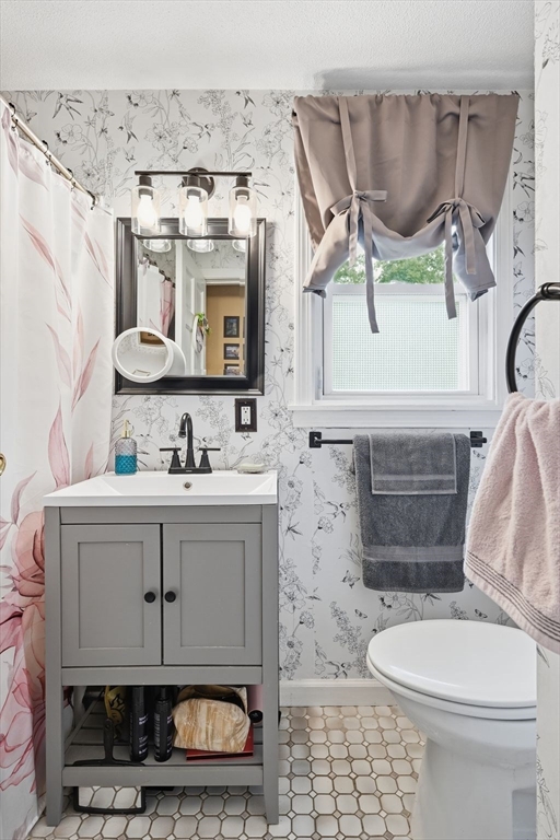 618 Morgan Road West Springfield, MA 01089 - Photo 28 of 38