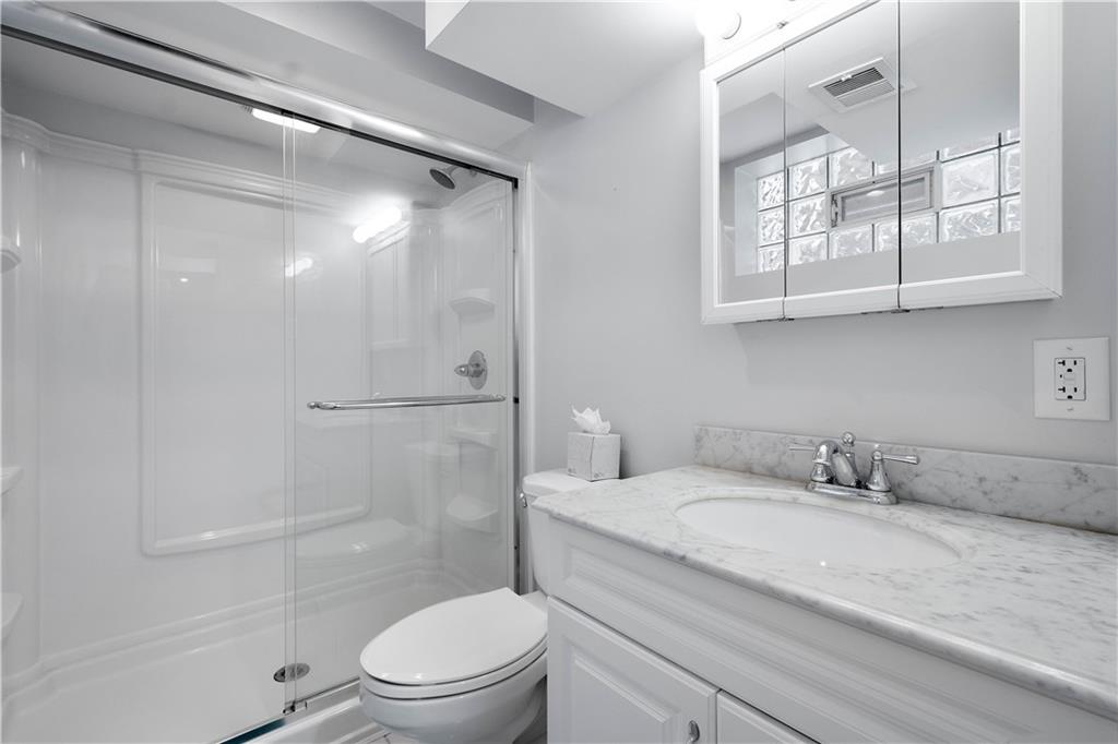 930 Lindsay Road Carnegie, PA 15106 - Photo 22 of 30 basement bathroom