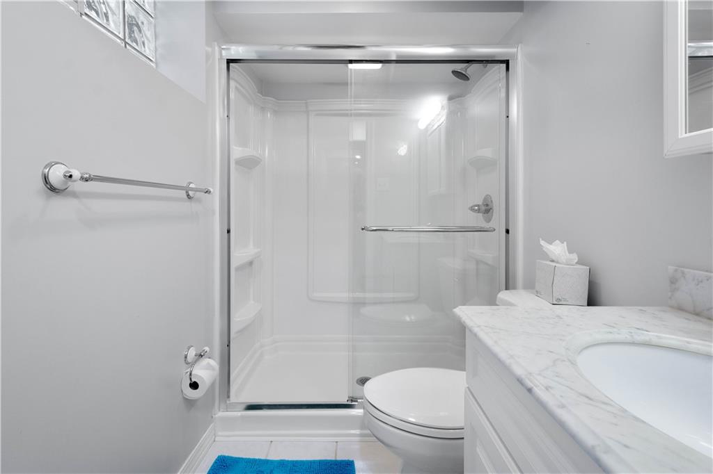 930 Lindsay Road Carnegie, PA 15106 - Photo 23 of 30 basement bathroom