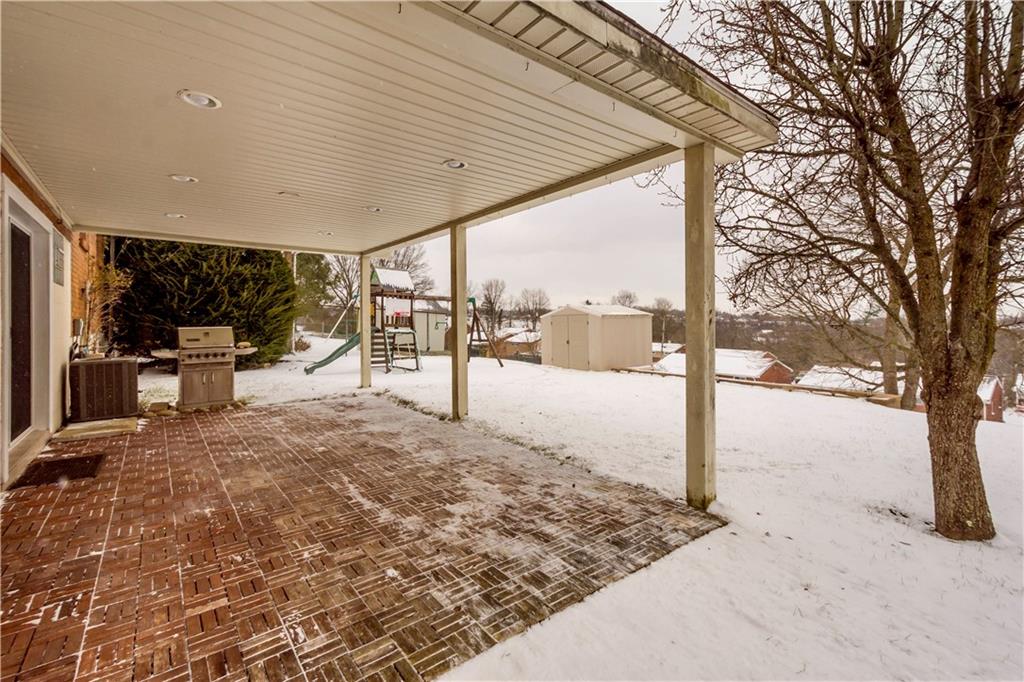 930 Lindsay Road Carnegie, PA 15106 - Photo 25 of 30