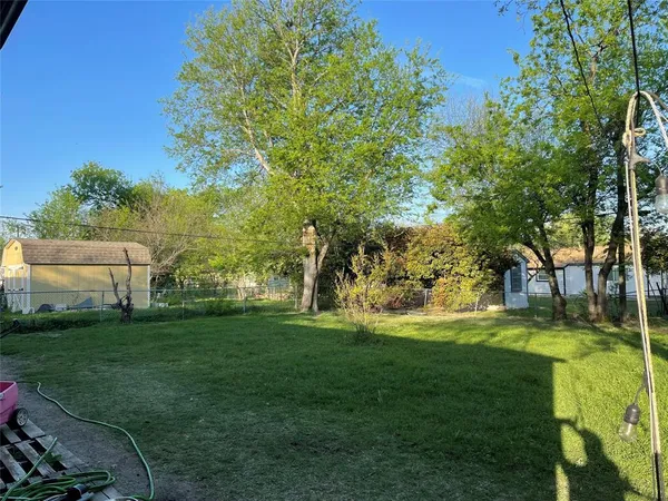 a view of a golf course