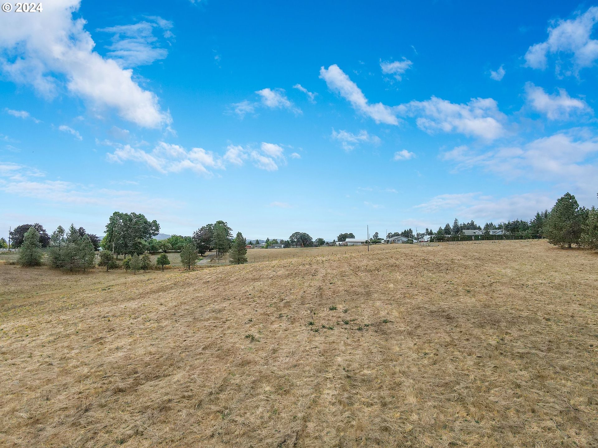 13885 Webb Lane Dallas, OR 97338 - Photo 21 of 24