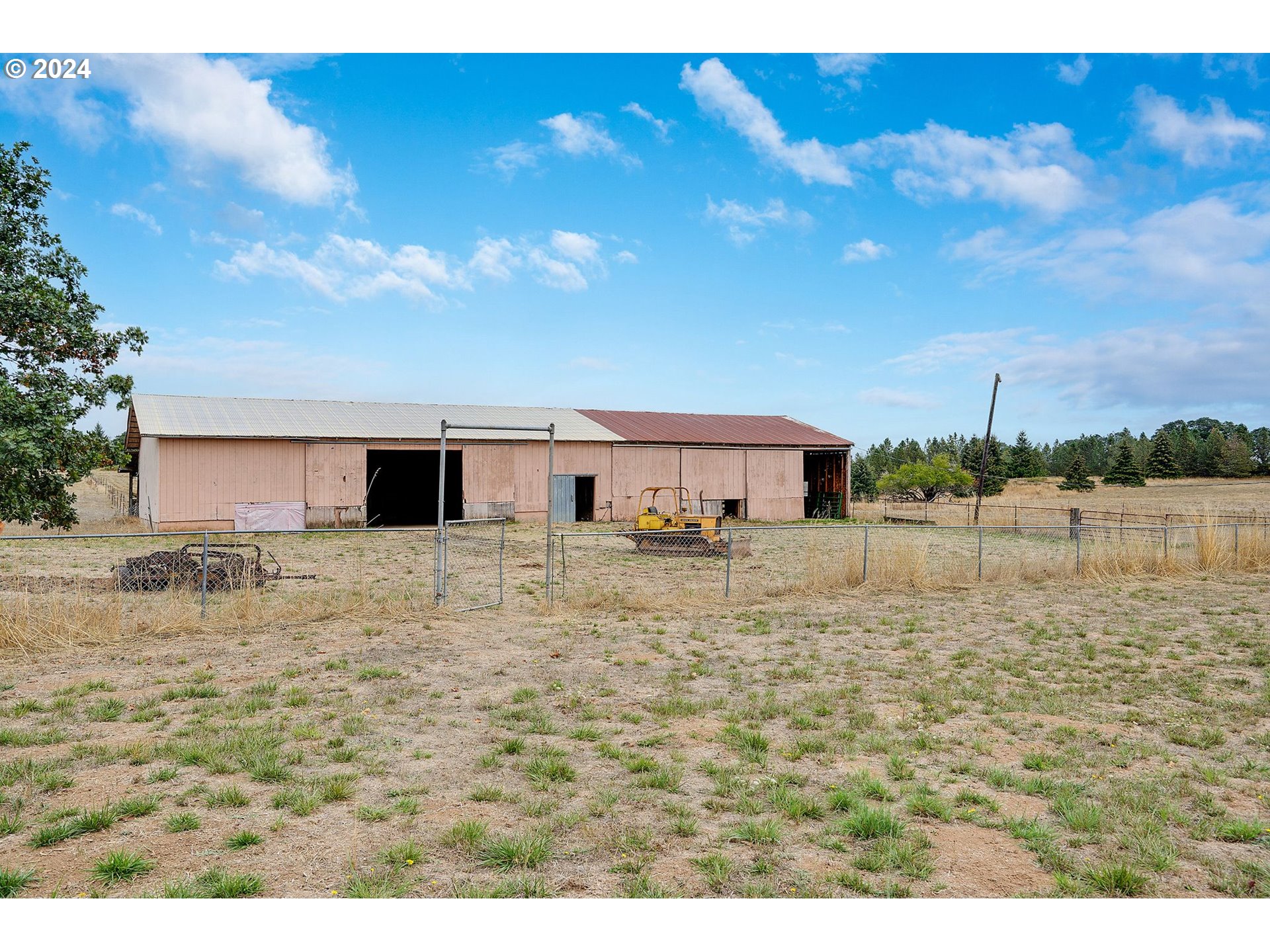 13885 Webb Lane Dallas, OR 97338 - Photo 6 of 24