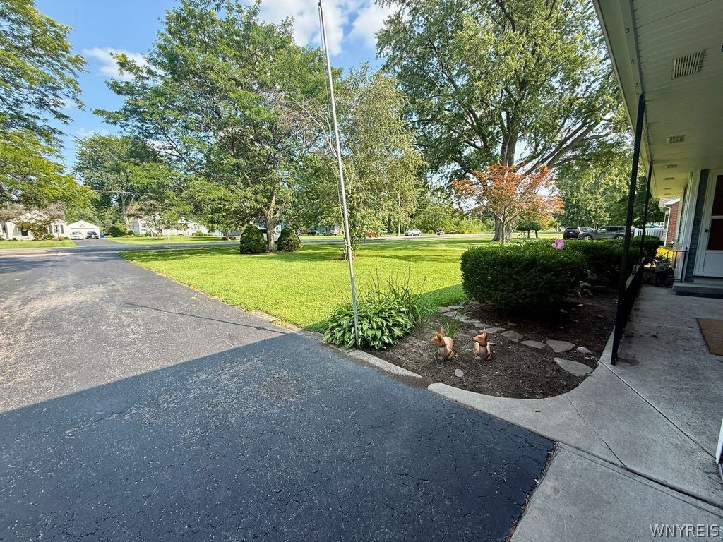 3778 Ransomville Road Porter, NY 14131 - Photo 6 of 48 Gallery Image 6