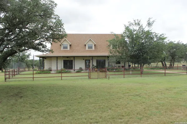 $3,000,000 | 12700 Highway 83, Junction, TX 76849