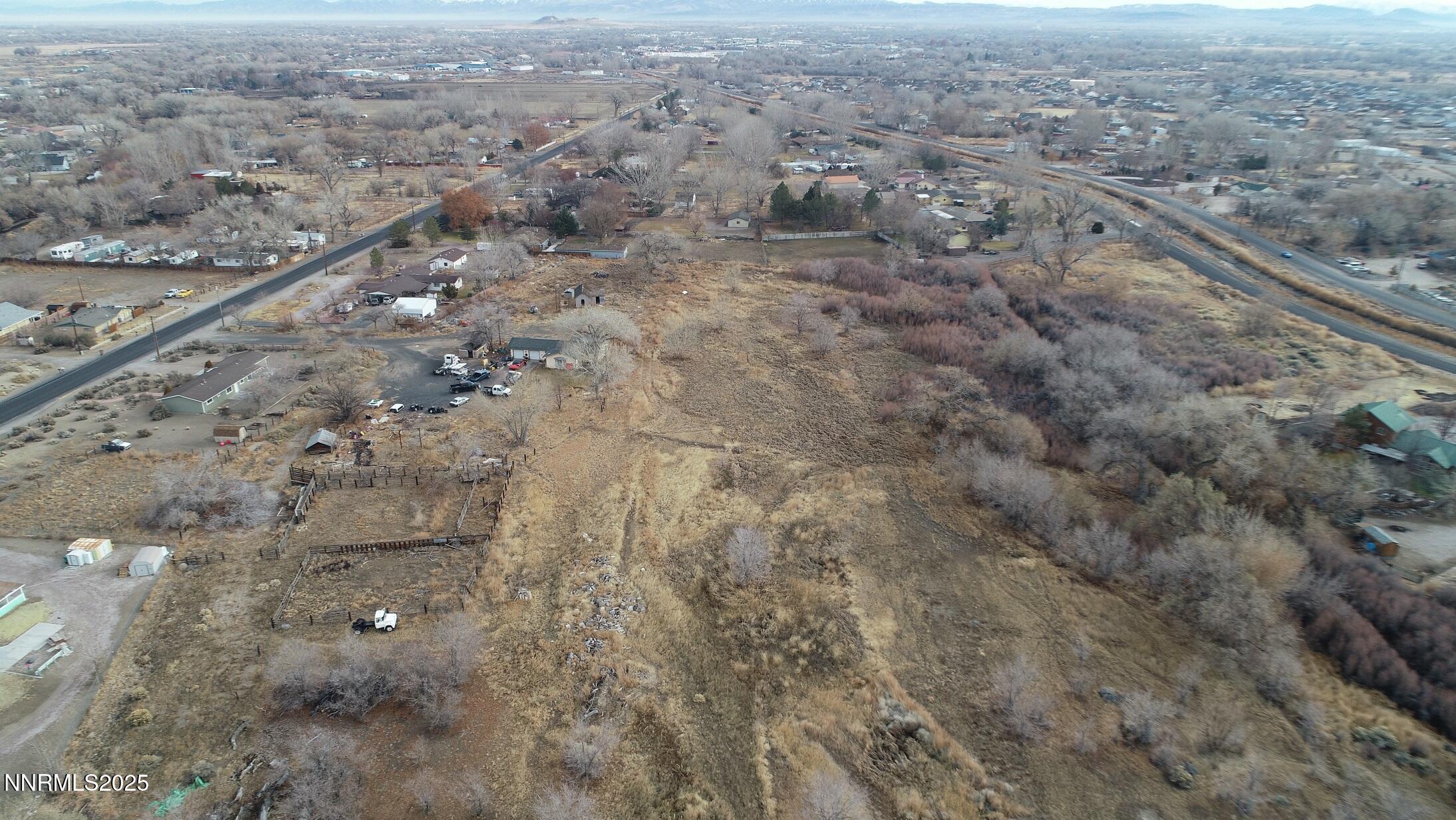 3275 Alcorn Road Fallon, NV 89406 - Photo 4 of 33 a view of a dry yard