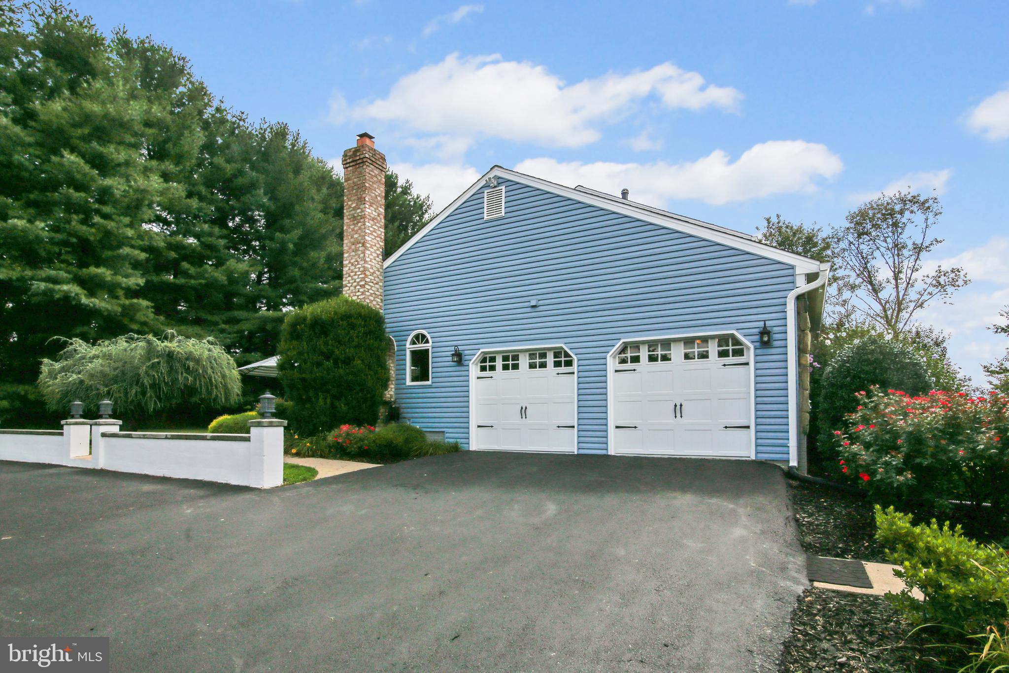 23211 Davis Mill Road Germantown, MD 20876 - Photo 4 of 43 Gallery Image 4