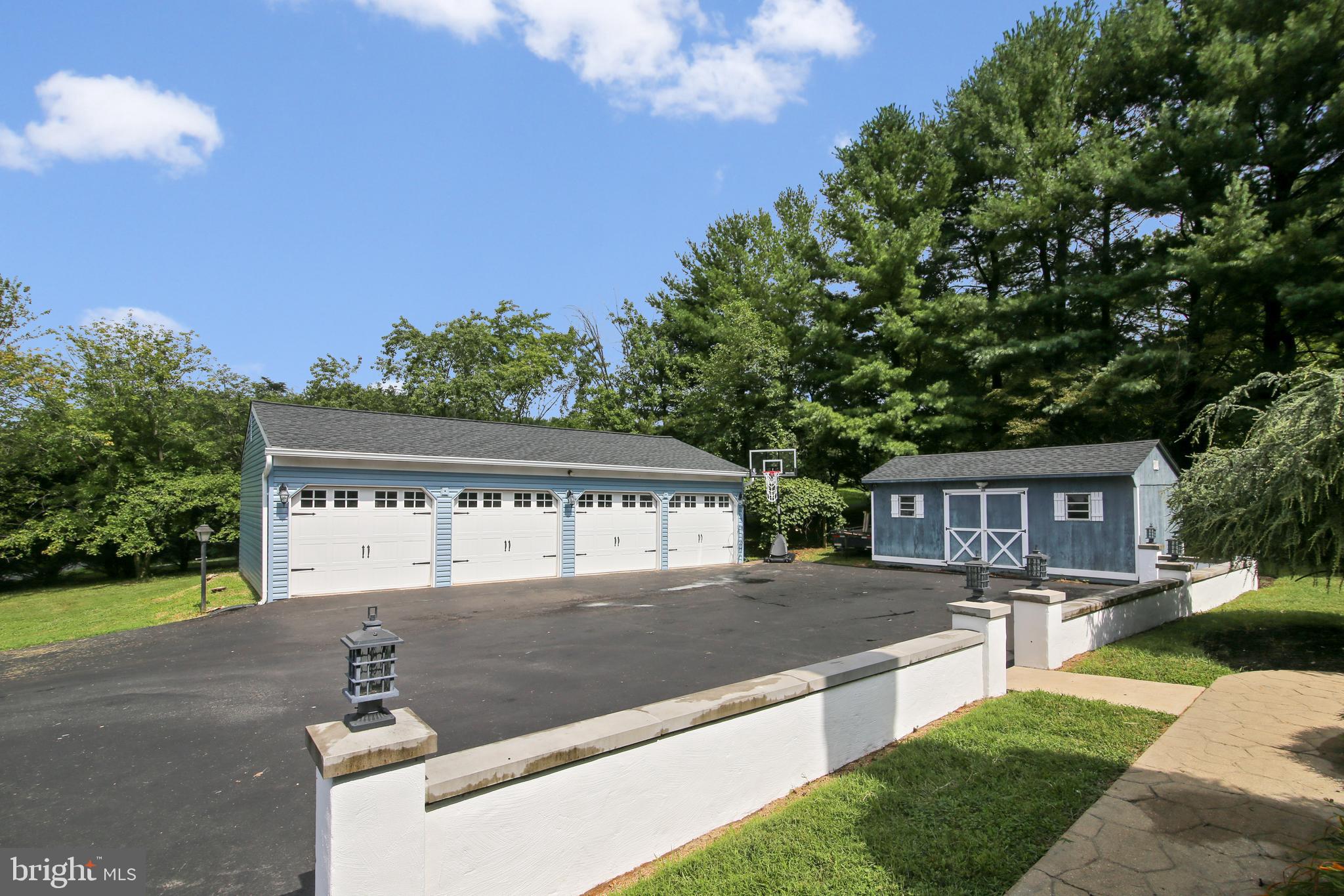 23211 Davis Mill Road Germantown, MD 20876 - Photo 5 of 43 Gallery Image 5
