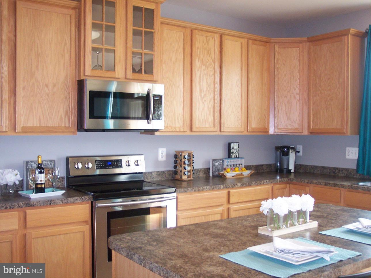2718 Medinah Ridge Road Accokeek, MD 20607 - Photo 15 of 26 Kitchen