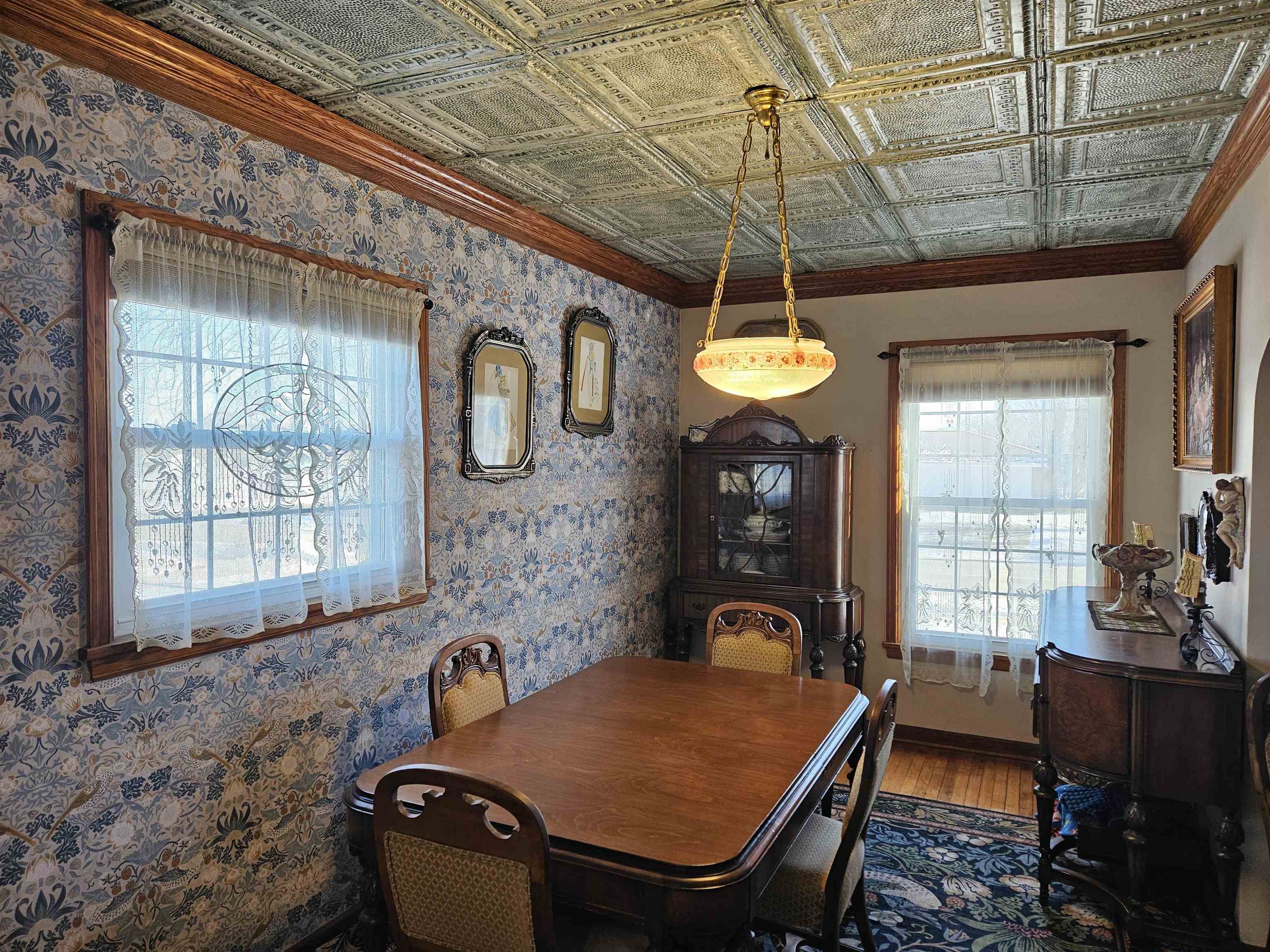 1717 Knapp Street Oshkosh, WI 54902 - Photo 11 of 39