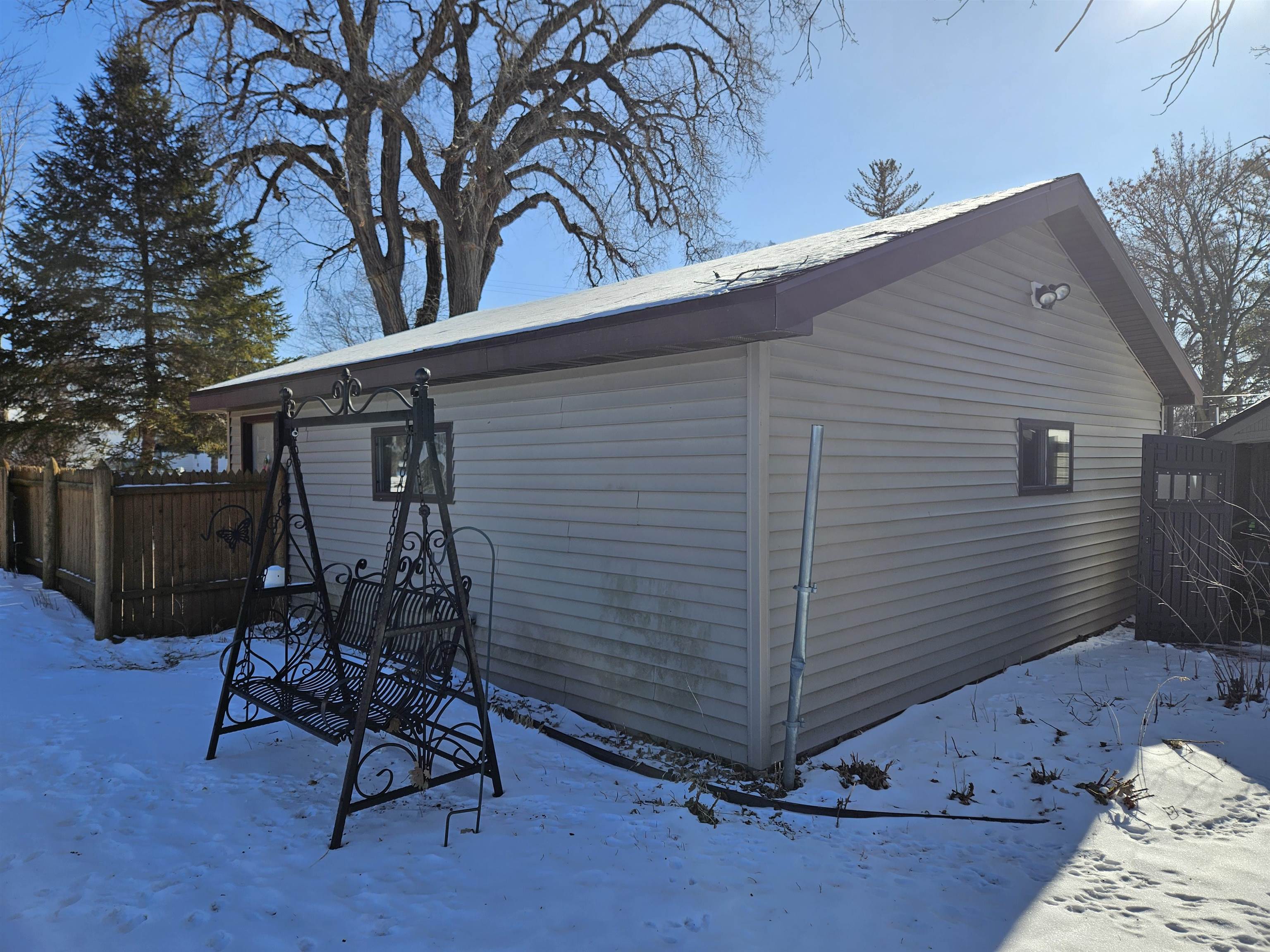 1717 Knapp Street Oshkosh, WI 54902 - Photo 36 of 39