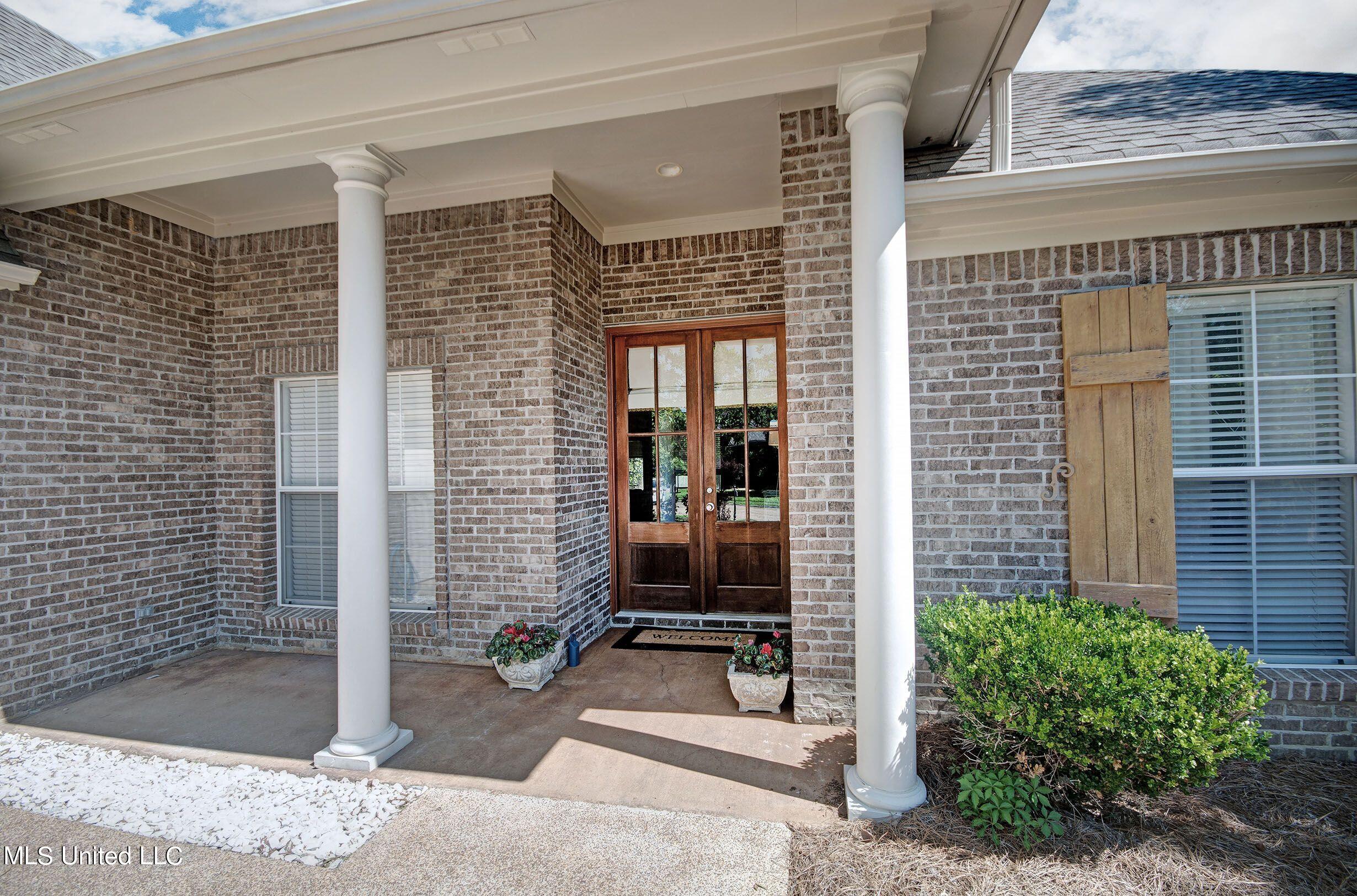 121 Prescott Ridge Madison, MS 39110 - Photo 2 of 33 front 3