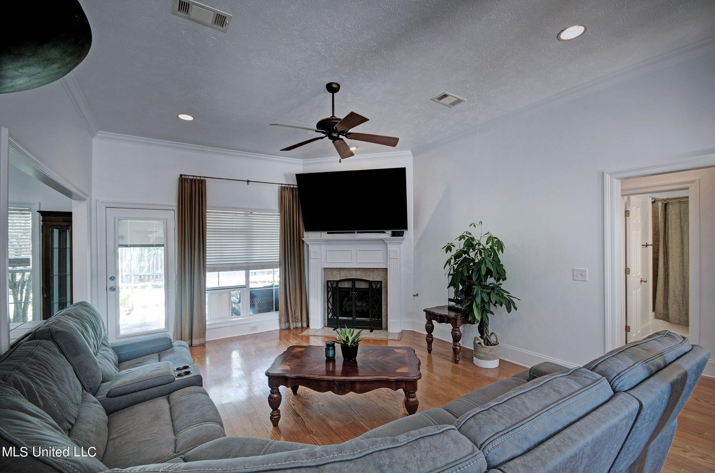 121 Prescott Ridge Madison, MS 39110 - Photo 10 of 33 living room