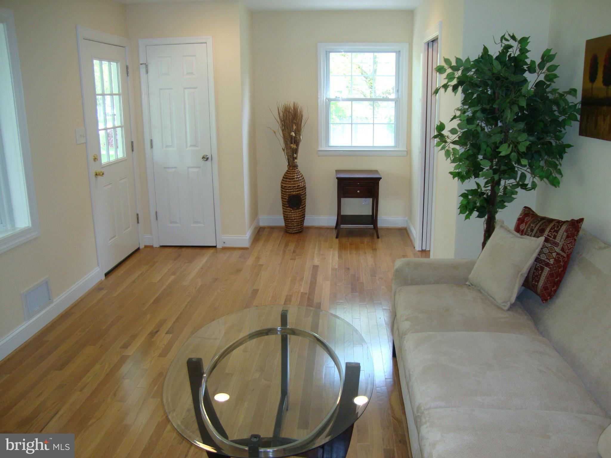 1010 Gilbert Road Rockville, MD 20851 - Photo 11 of 27 Family Room