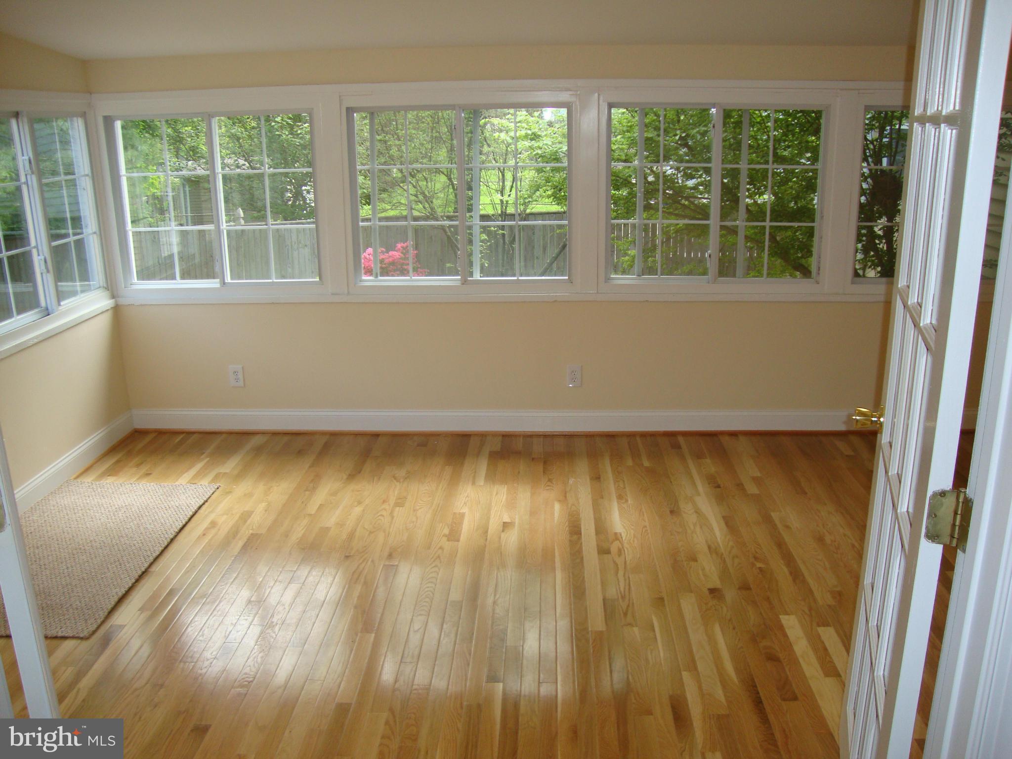 1010 Gilbert Road Rockville, MD 20851 - Photo 20 of 27 Sunroom