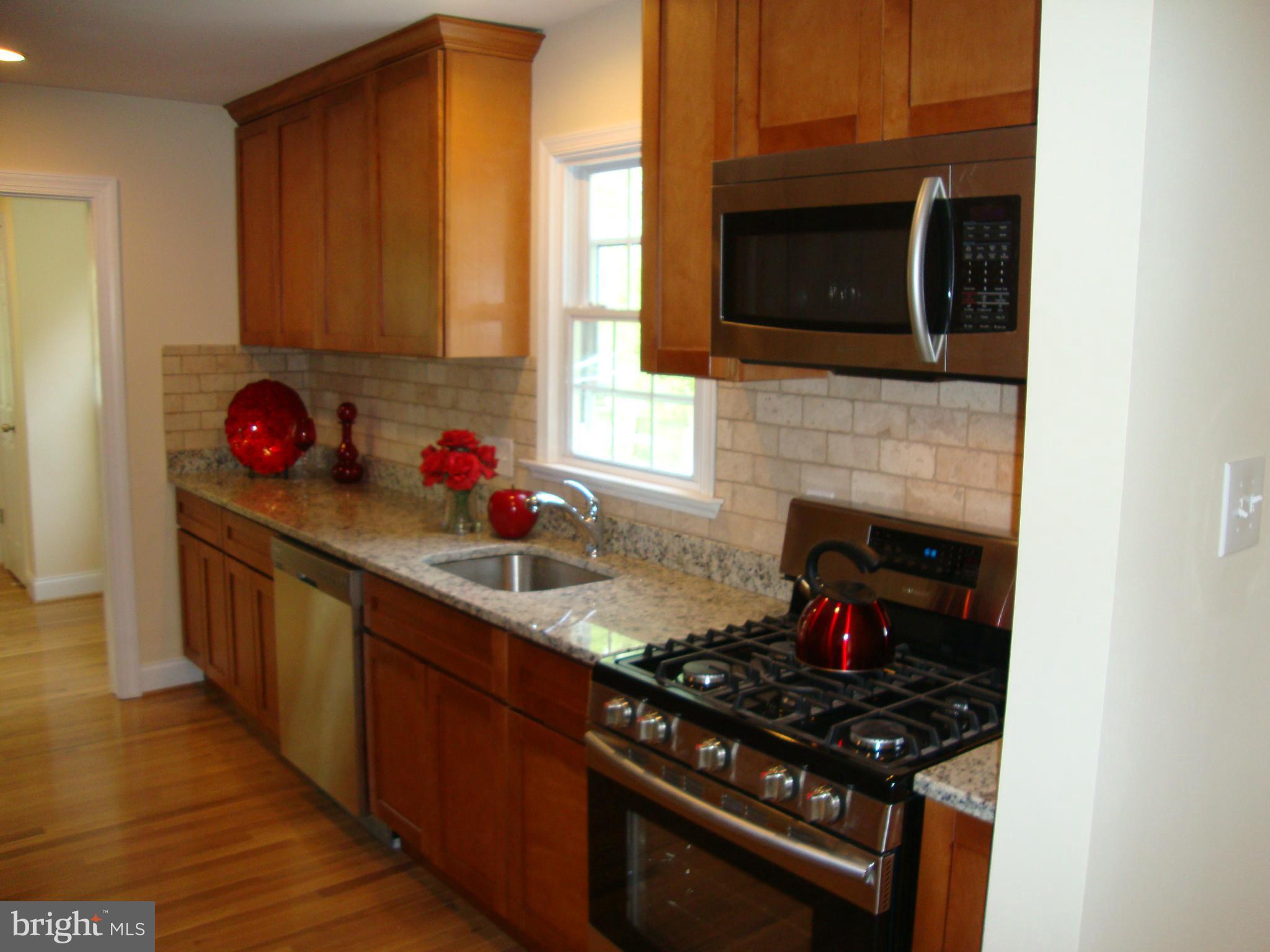 1010 Gilbert Road Rockville, MD 20851 - Photo 4 of 27 Kitchen