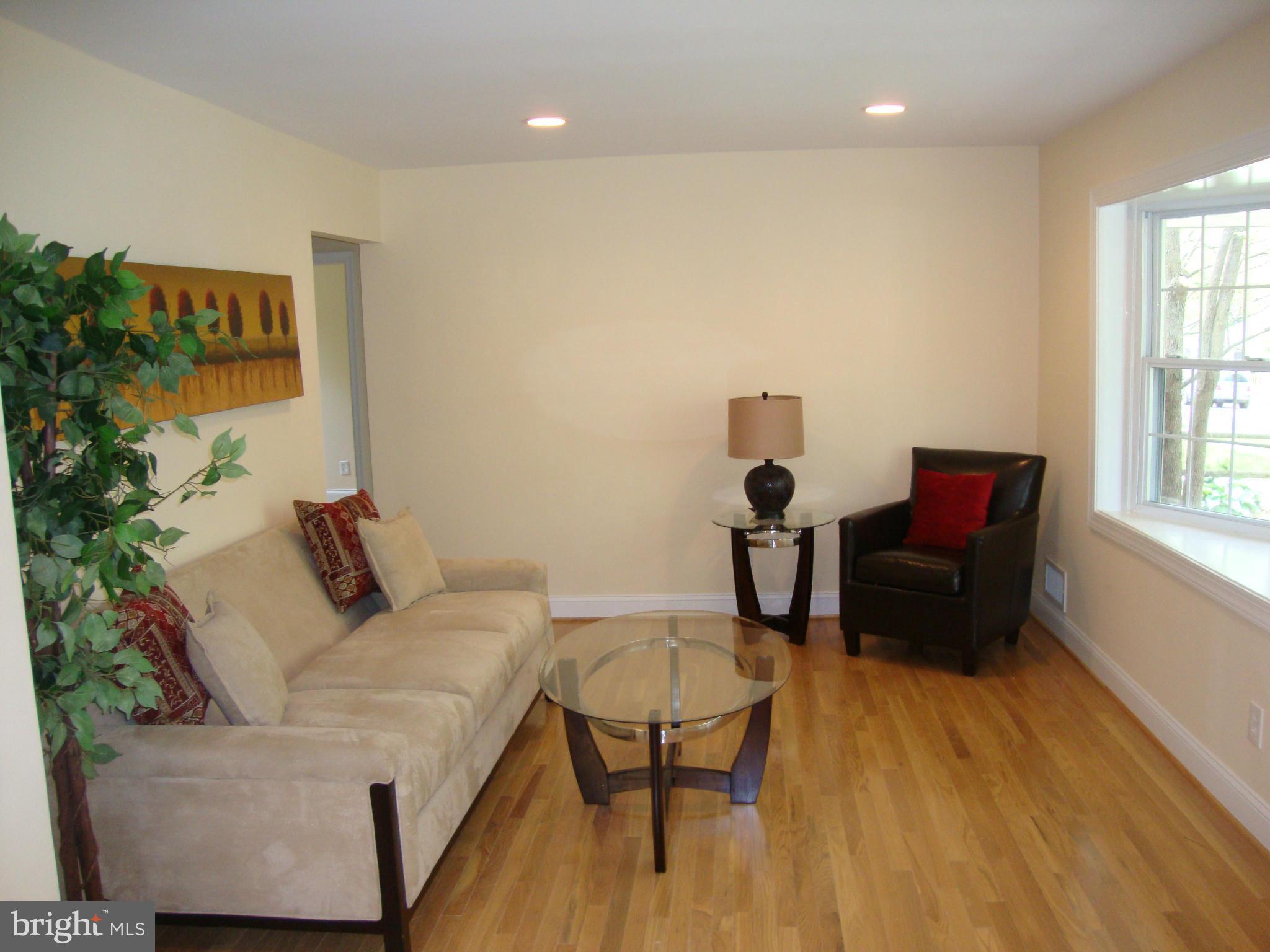 1010 Gilbert Road Rockville, MD 20851 - Photo 9 of 27 Family Room