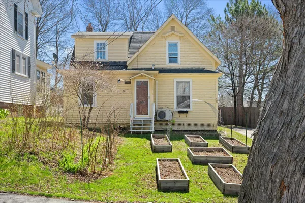 $250,000 | 60 6th Street, Bangor, ME 04401
