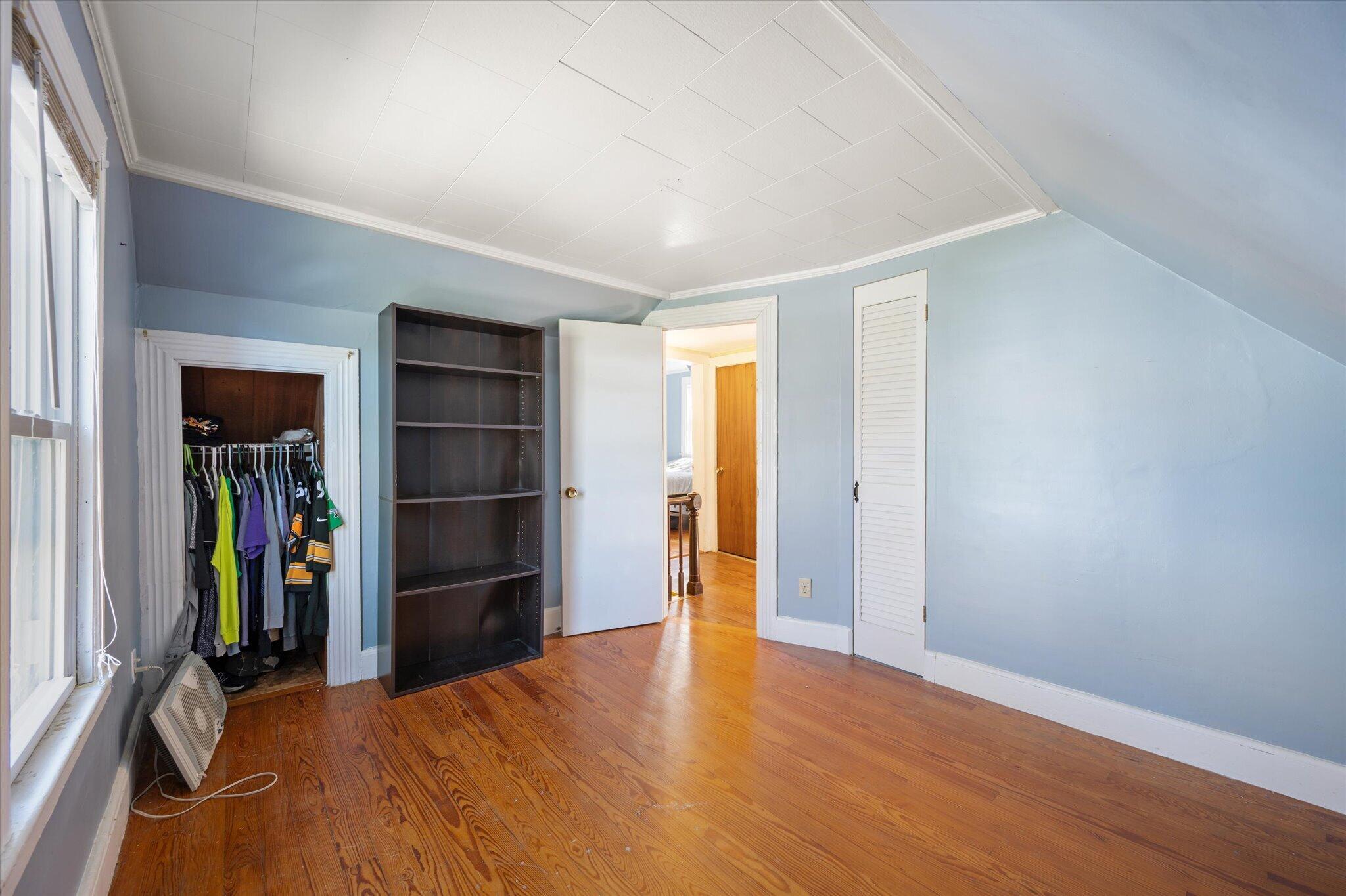 60 6th Street Bangor, ME 04401 - Photo 23 of 41 23-Bedroom 3