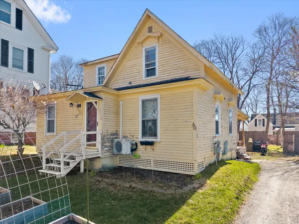 $250,000 | 60 6th Street, Bangor, ME 04401