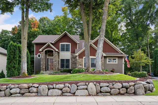 $595,000 | 4040 Maple Hurst Drive South, Rockford, MN 55373