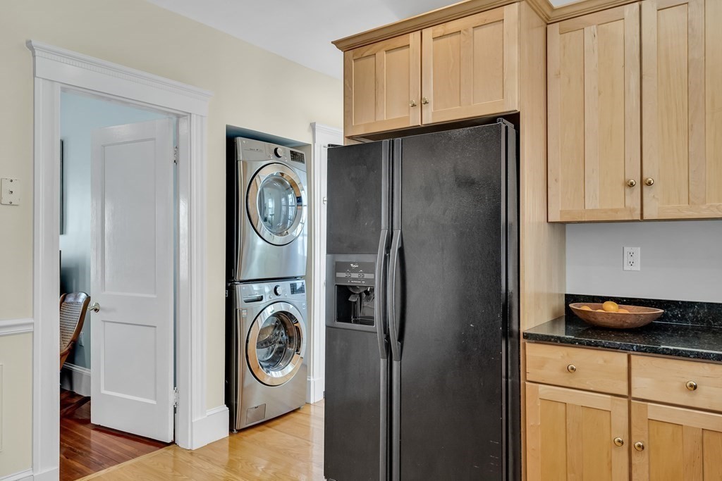 27 Ossipee Road, Unit 1 Somerville, MA 02144 - Photo 18 of 40 Gallery Image 18
