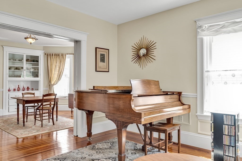 27 Ossipee Road, Unit 1 Somerville, MA 02144 - Photo 5 of 40 Gallery Image 5