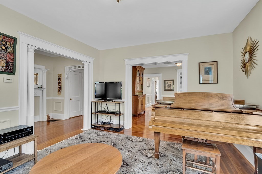 27 Ossipee Road, Unit 1 Somerville, MA 02144 - Photo 7 of 40 Gallery Image 7