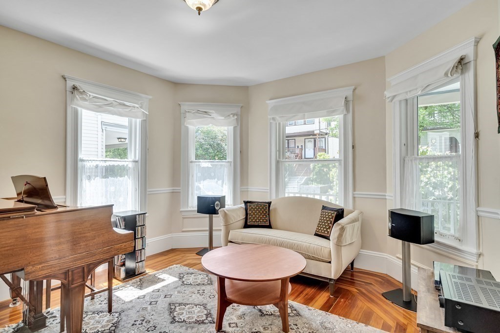 27 Ossipee Road, Unit 1 Somerville, MA 02144 - Photo 8 of 40 Gallery Image 8
